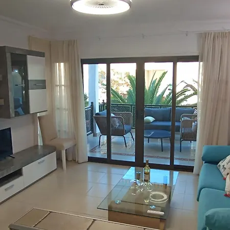 Апартаменты 1 Bedroom In Golf Del Sur Peeble With Big Terrace